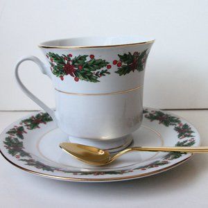 Porcelain cup with gold plated spoon. NEW (#EV408)